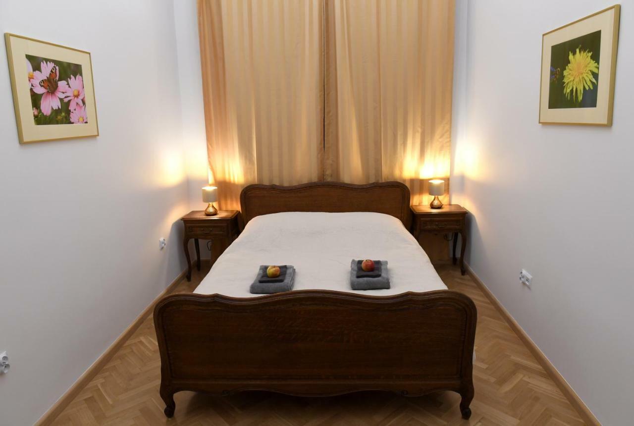 Apartament Na Dlugiej Warsaw Exterior photo